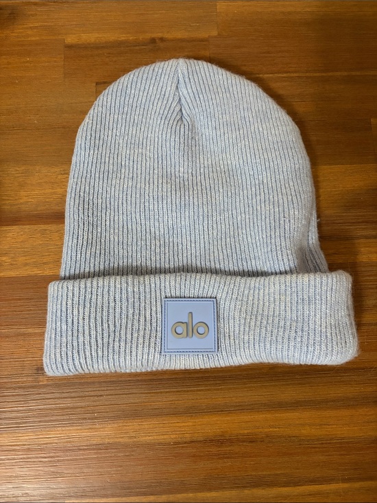 ALO Yoga Accessories - ALO Yoga Light Blue Knit Beanie with Logo